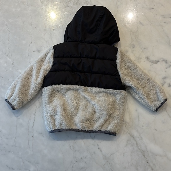 Baby Gap 12-18 Month Sherpa Puffer - Picture 4 of 8